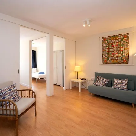 Sagrada Familia- Rossello By Interhome